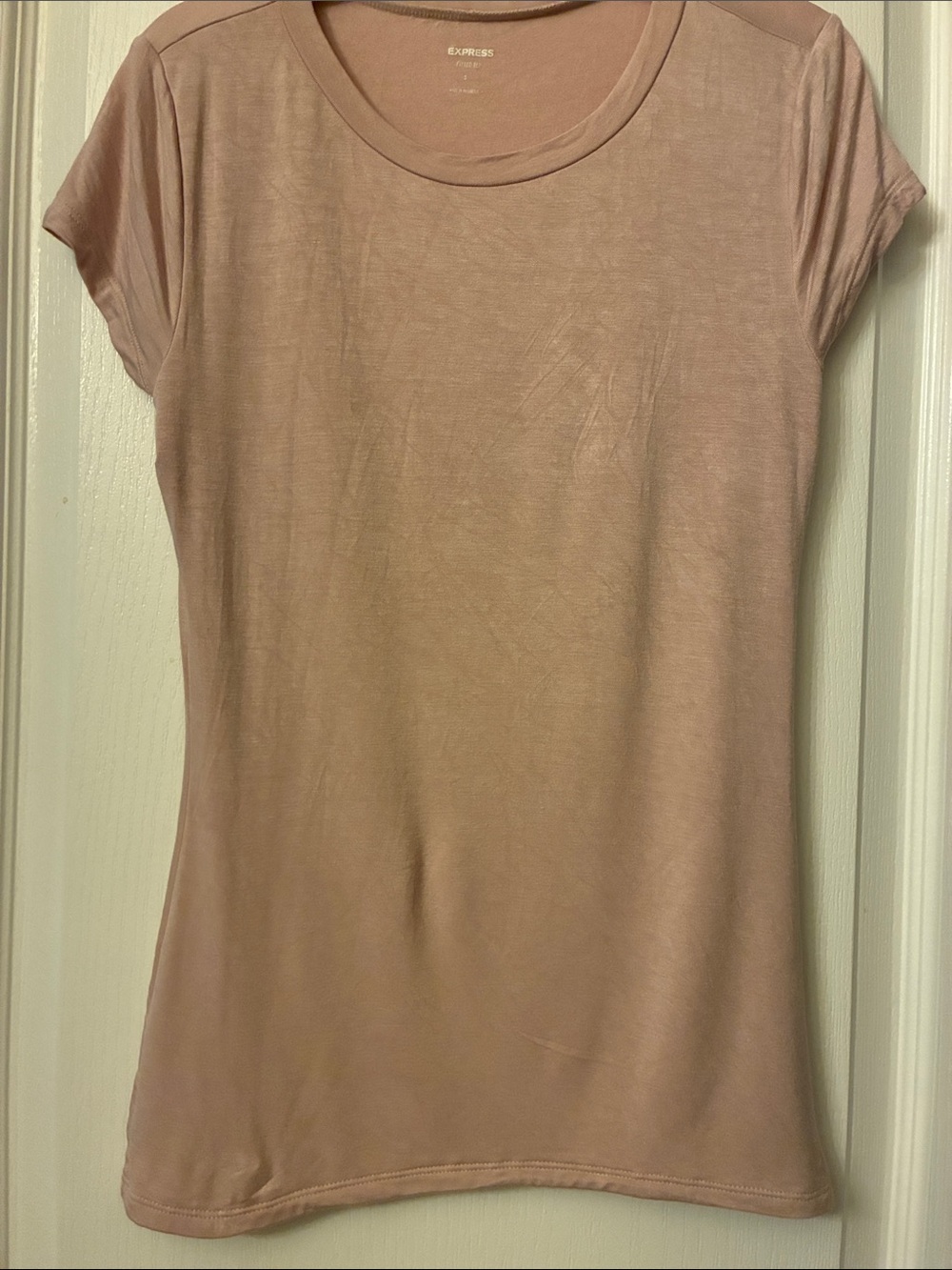 Express Women’s Blush Crewneck Short Sleeve Tee